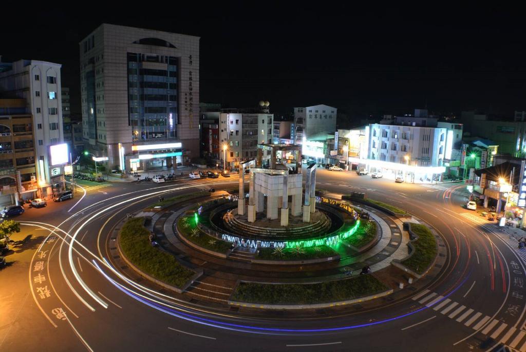 微旅時尚旅店 Hotel Douliu Exterior foto