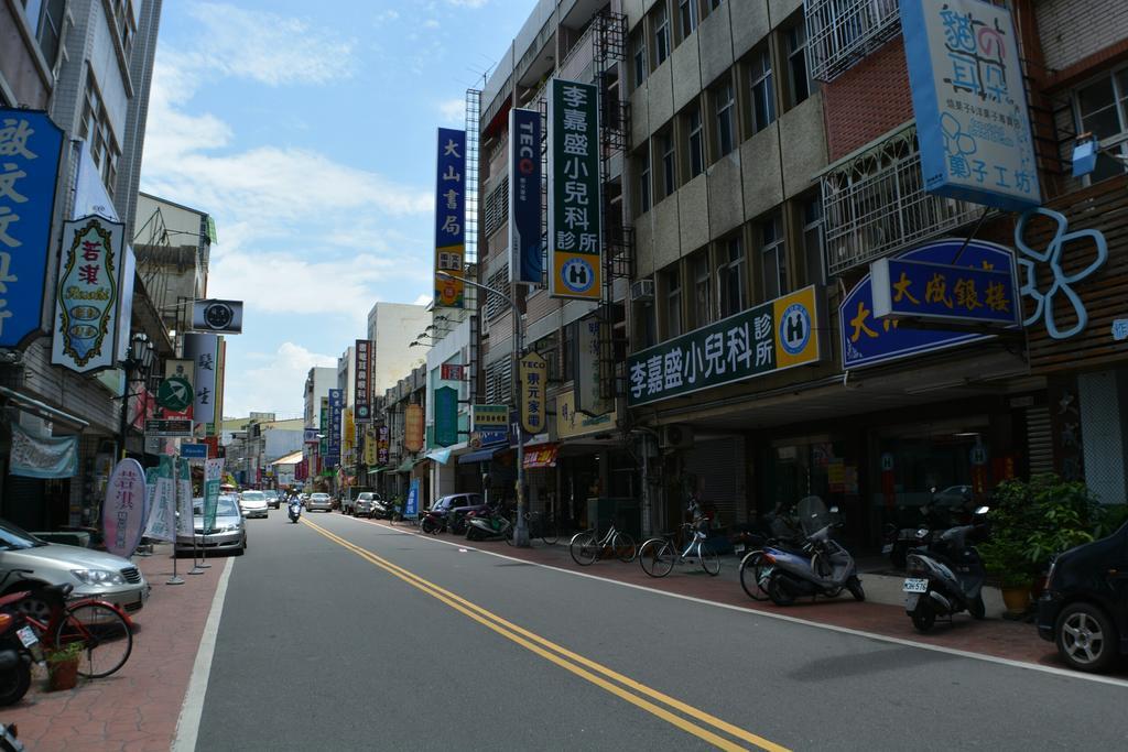 微旅時尚旅店 Hotel Douliu Exterior foto