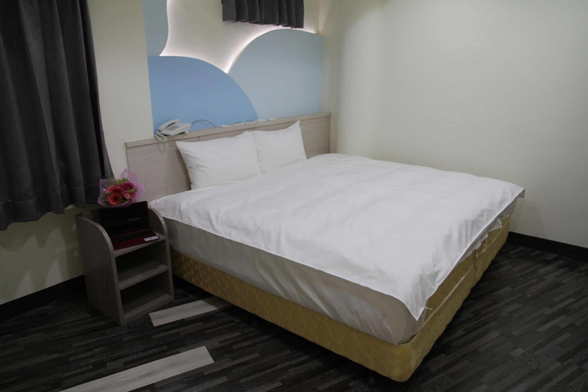 微旅時尚旅店 Hotel Douliu Exterior foto